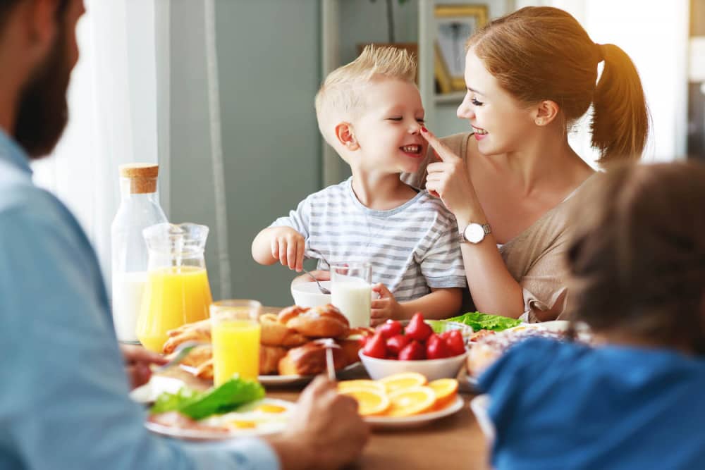Frühstücksbrettchen "Beste Mama" mit verschiedenen Motiven