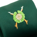 Schützenkrawatte grün extra lang mit gesticktem Emblem